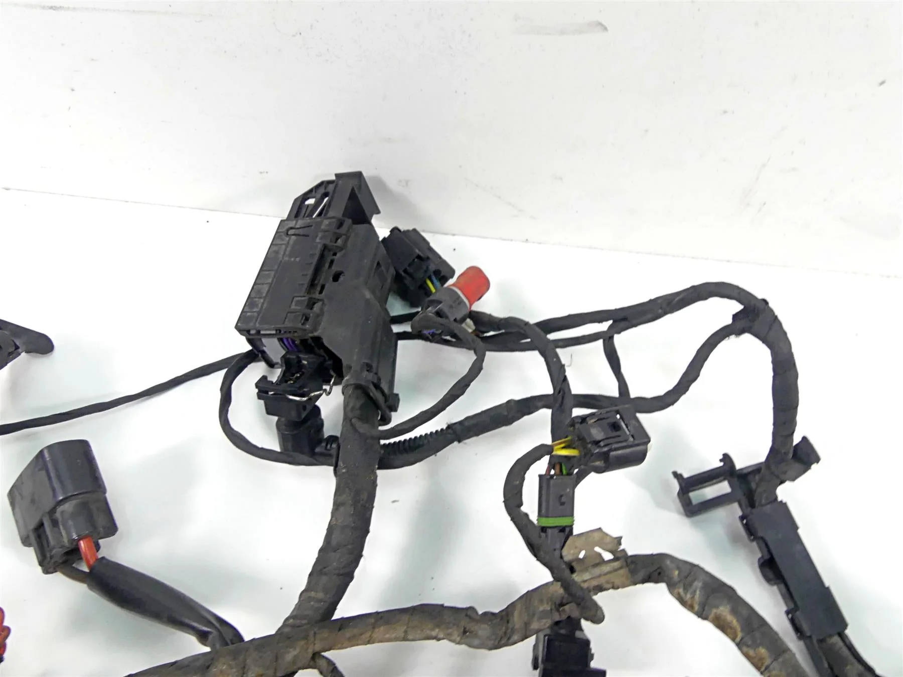 2014 BMW R1200GS K50 Main & Engine Wiring Harness Abs Esa Heat 61118549371 - Image 7