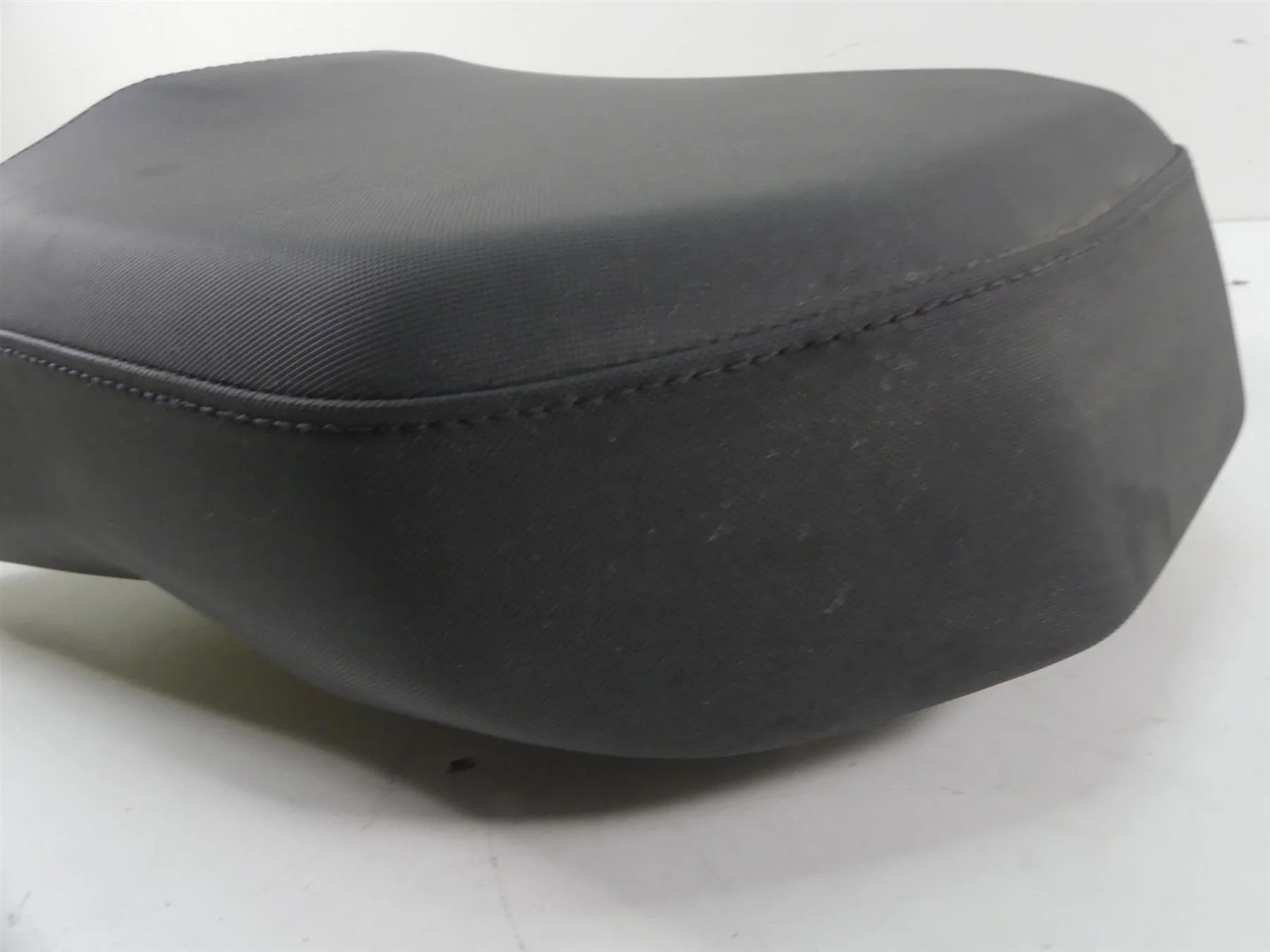 2014 BMW R1200GS K50 Rear Passenger Pillion Saddle Seat - Read 52538536863 - Image 8