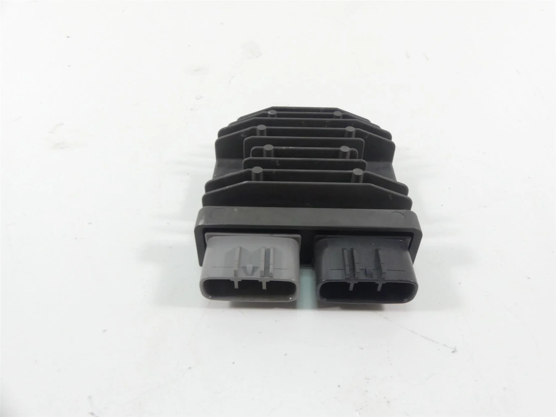 2014 BMW R1200GS K50 Rectifier Voltage Regulator 12318523367 FH020AA - Image 3