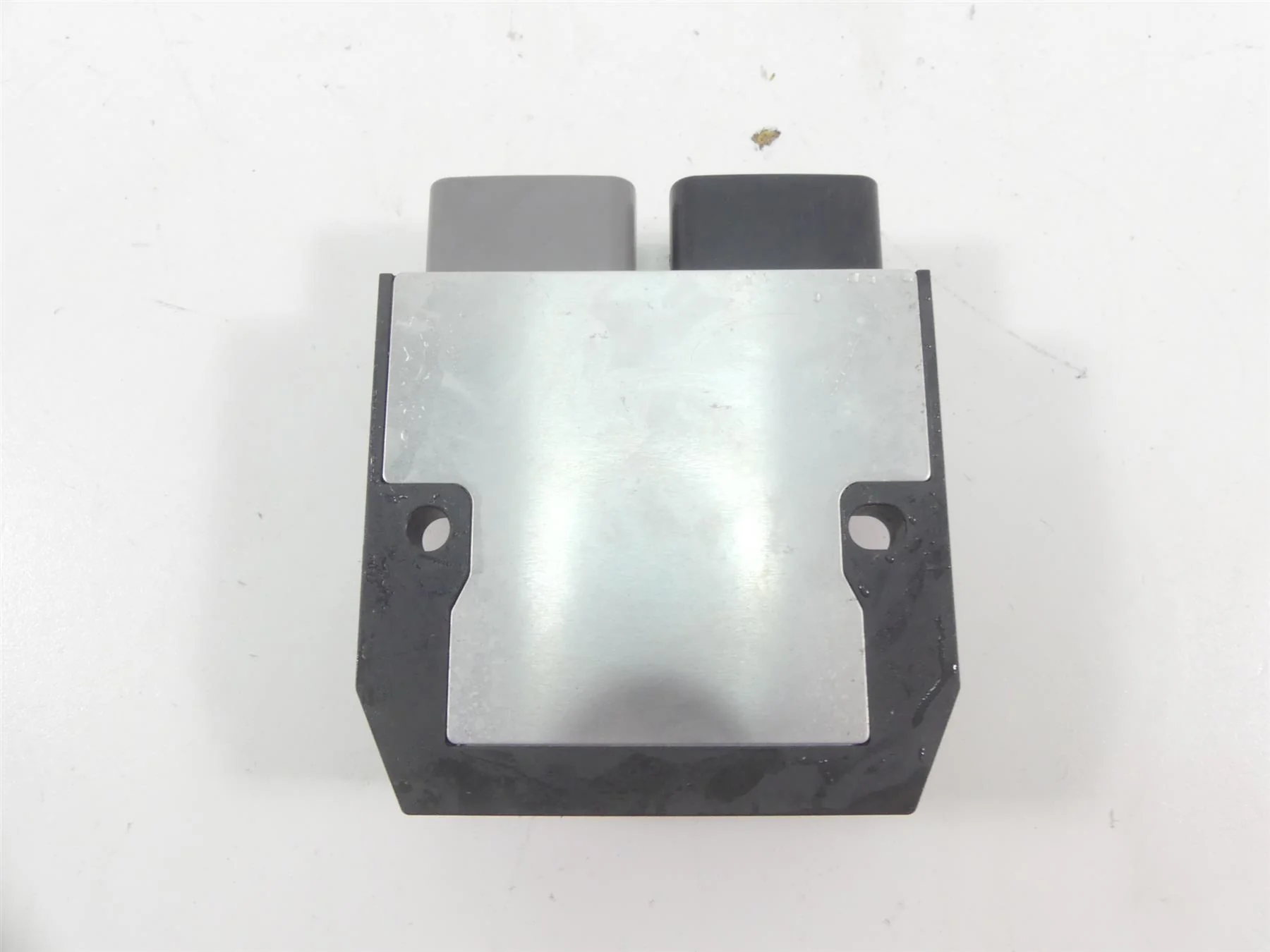 2014 BMW R1200GS K50 Rectifier Voltage Regulator 12318523367 FH020AA - Image 5