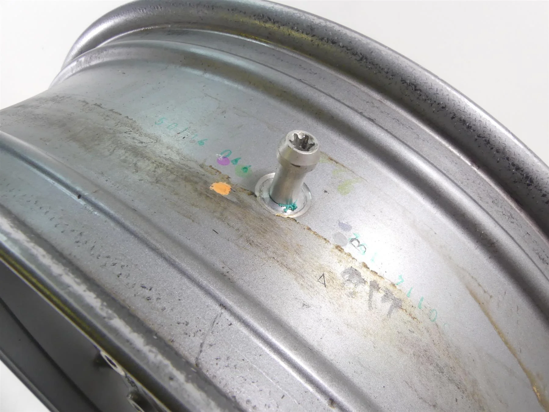 2014 BMW R1200GS K50 Straight Rear Cast Wheel Rim 17x4.5 36318534190 - Image 10