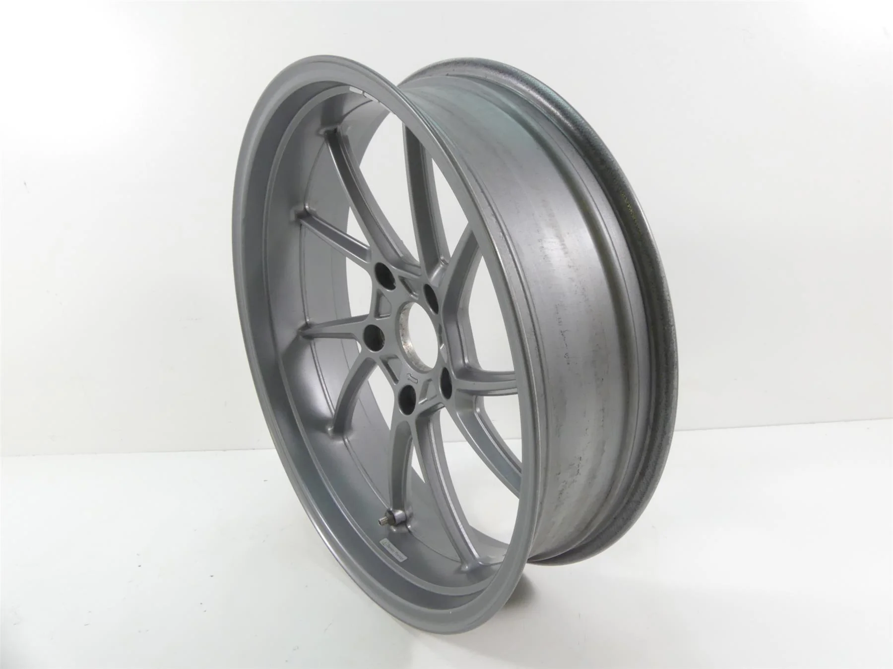 2014 BMW R1200GS K50 Straight Rear Cast Wheel Rim 17x4.5 36318534190 - Image 2