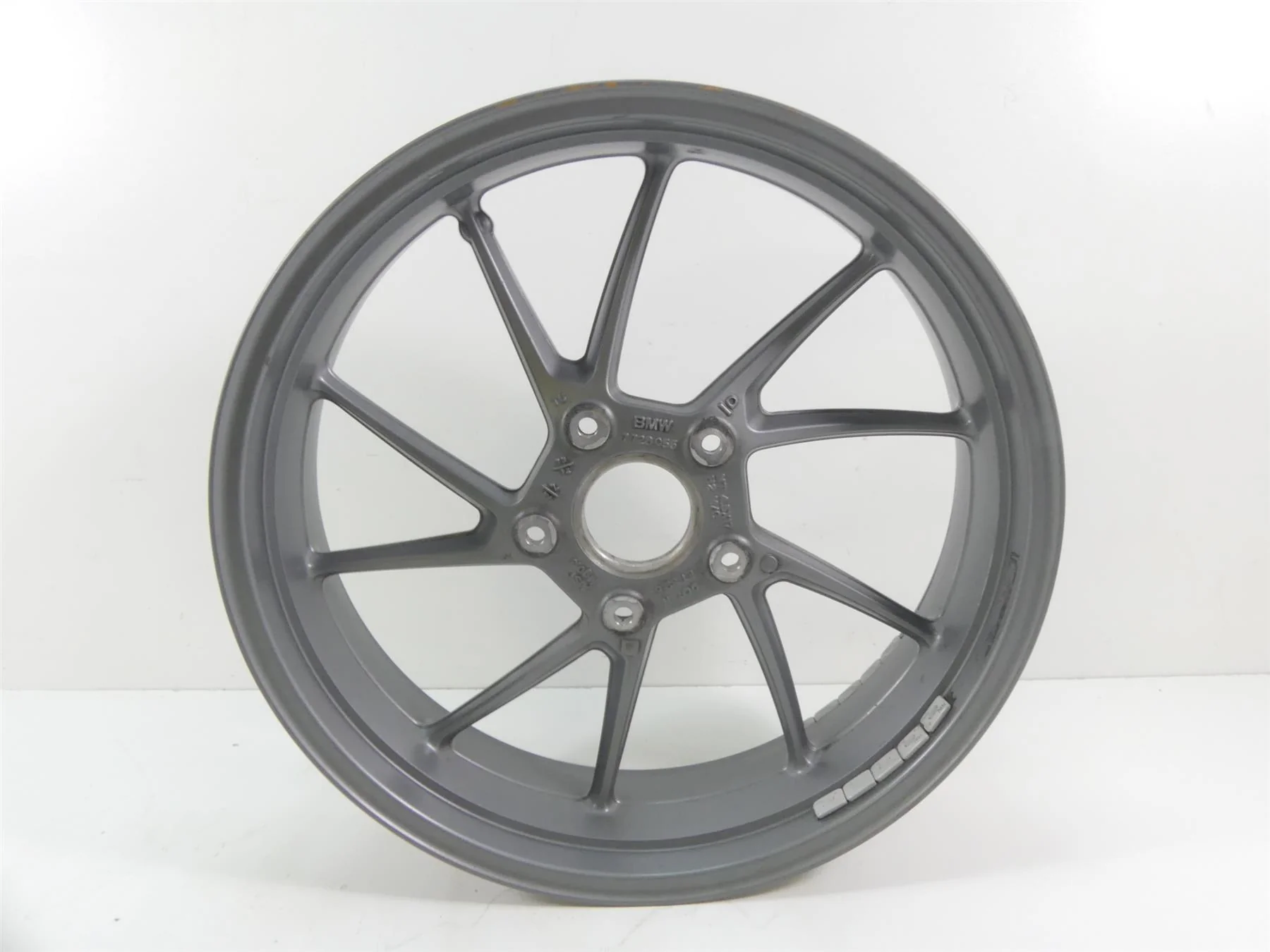 2014 BMW R1200GS K50 Straight Rear Cast Wheel Rim 17x4.5 36318534190 - Image 4