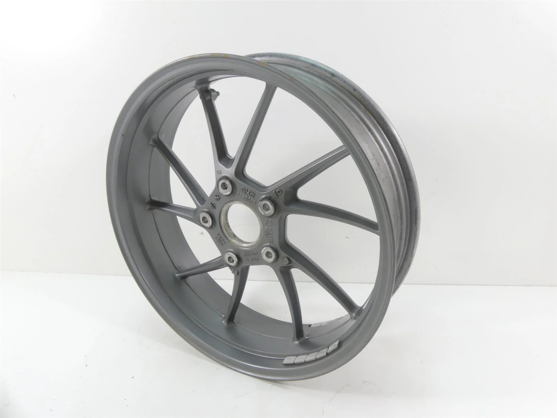 2014 BMW R1200GS K50 Straight Rear Cast Wheel Rim 17x4.5 36318534190 - Image 5