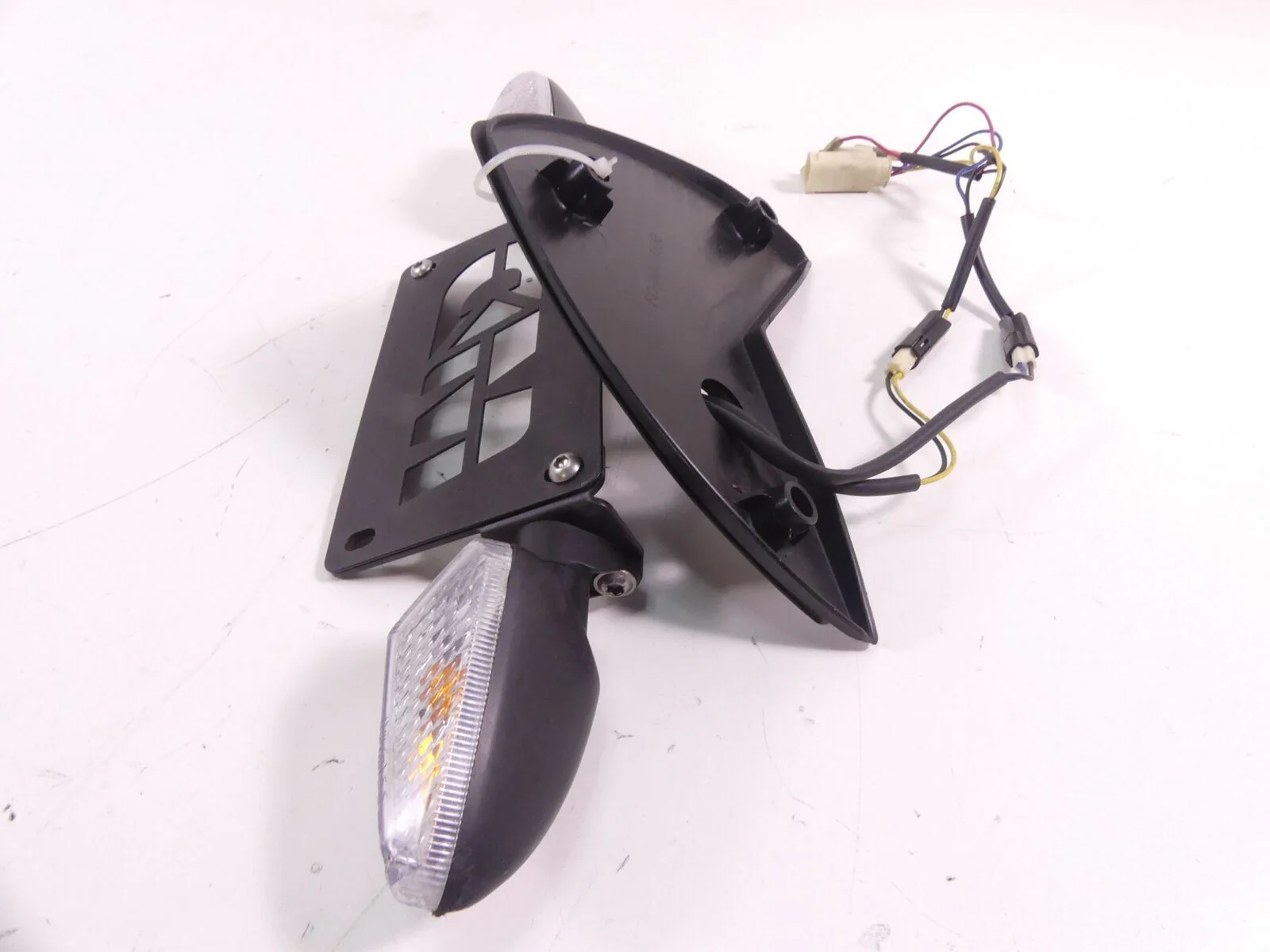 2014 BMW S1000RR K42 HP4 Fender Eliminator Rear Blinker License Plate Holder - Image 3