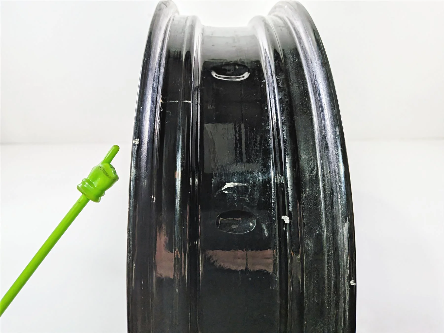 2014 BMW S1000RR K46 17x3.5 Front Wheel Rim .62mm Runout Read 36318548897 - Image 3