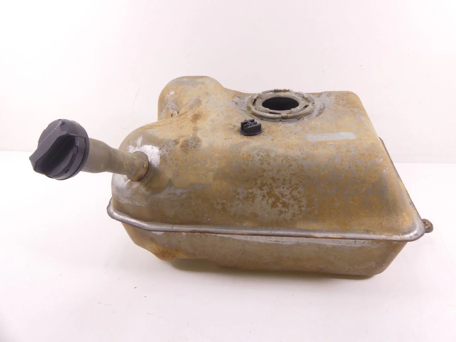 2014 Can-Am Maverick 1000R STD Fuel Gas Petrol Tank 709000467 709000753