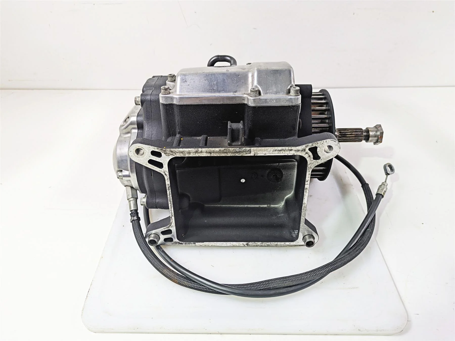 2014 Harley FLS Softail Slim 6-Speed Transmission Gear Box 33012-10A - Image 2