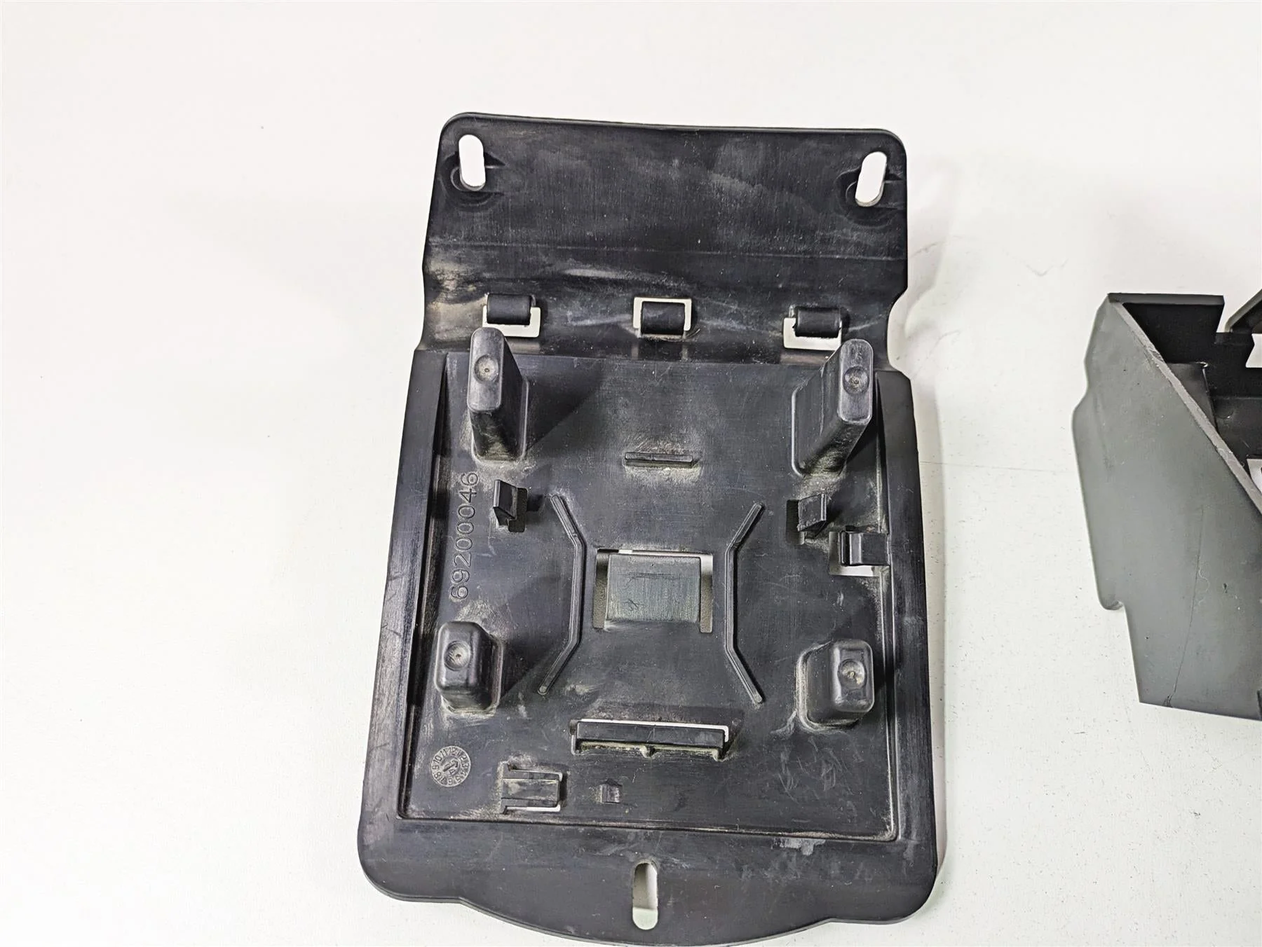 2014 Harley FLS Softail Slim Electric Battery Holder Plastic Set 70354-11 - Image 10
