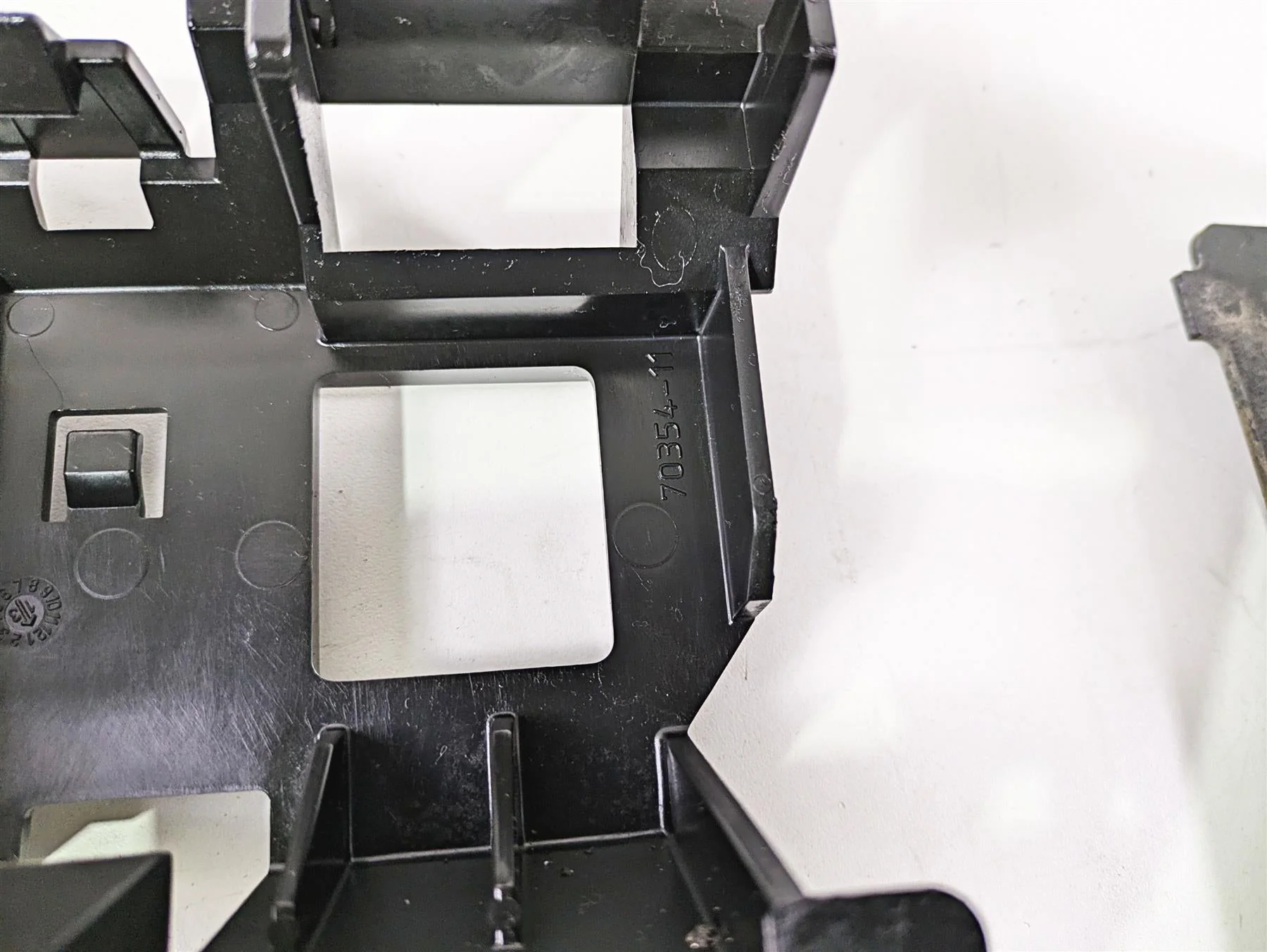2014 Harley FLS Softail Slim Electric Battery Holder Plastic Set 70354-11 - Image 9
