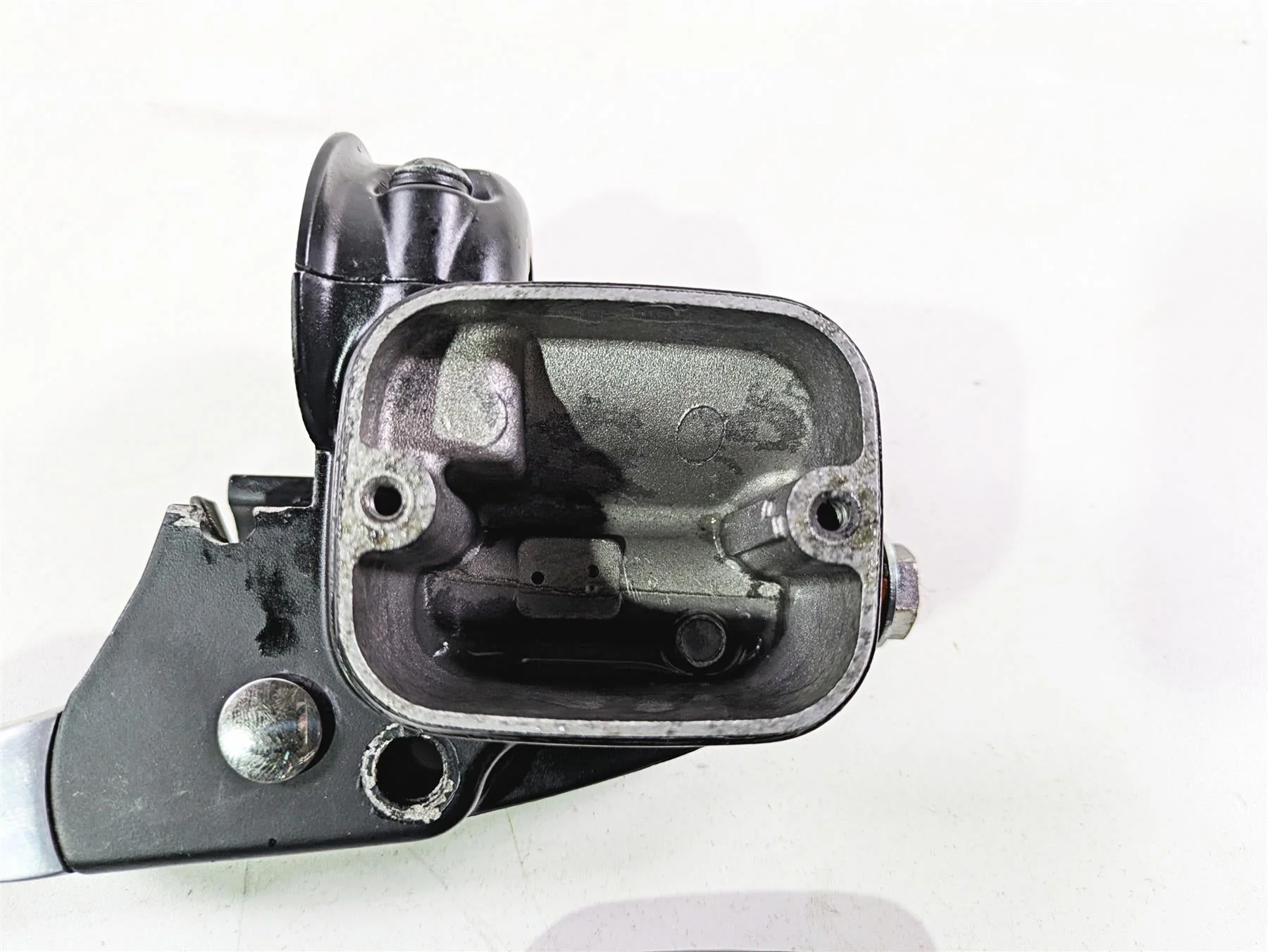 2014 Harley FLS Softail Slim Front Brake Master Cylinder 9/16" 45029-11D - Image 11