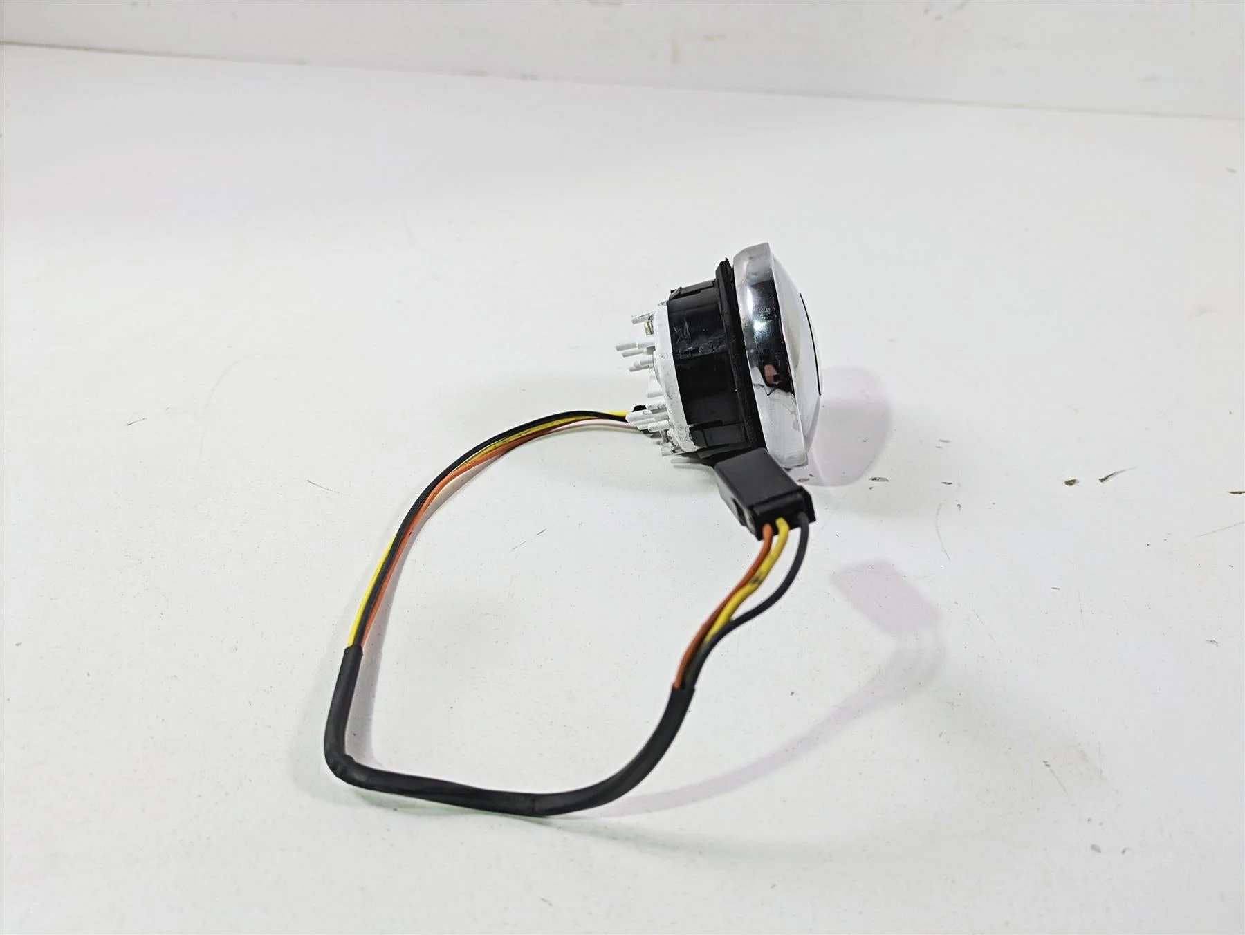 2014 Harley FLS Softail Slim Fuel Gas Petrol Level Gauge - Read 75241-08 - Image 5