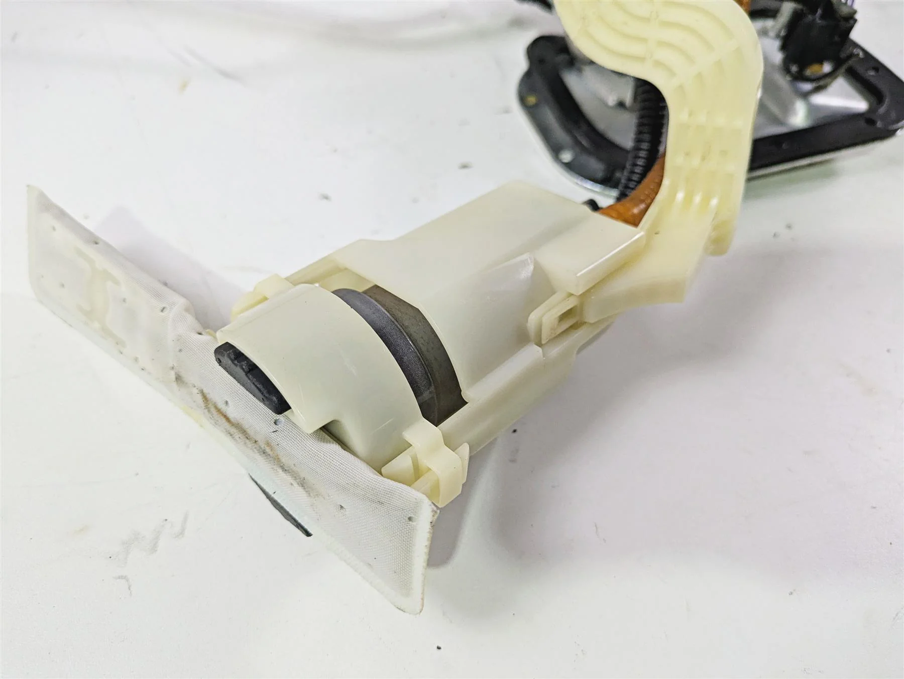 2014 Harley FLS Softail Slim Fuel Gas Petrol Pump - Tested 75252-11A 75284-08A - Image 10
