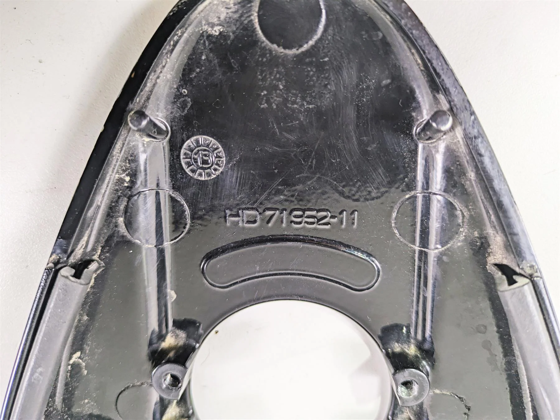 2014 Harley FLS Softail Slim Fuel Tank Dash Console Cover 71953-11 - Image 11