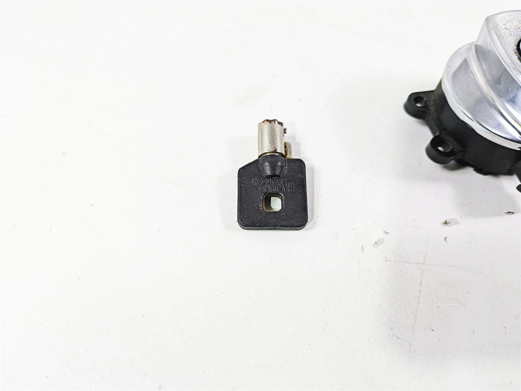 2014 Harley FLS Softail Slim Ignition Switch Key Lock Set 71400076 - Image 12