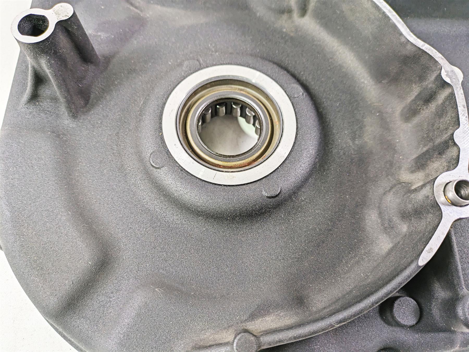 2014 Harley FLS Softail Slim Inner Primary Drive Clutch Cover 60681-06C - Image 6