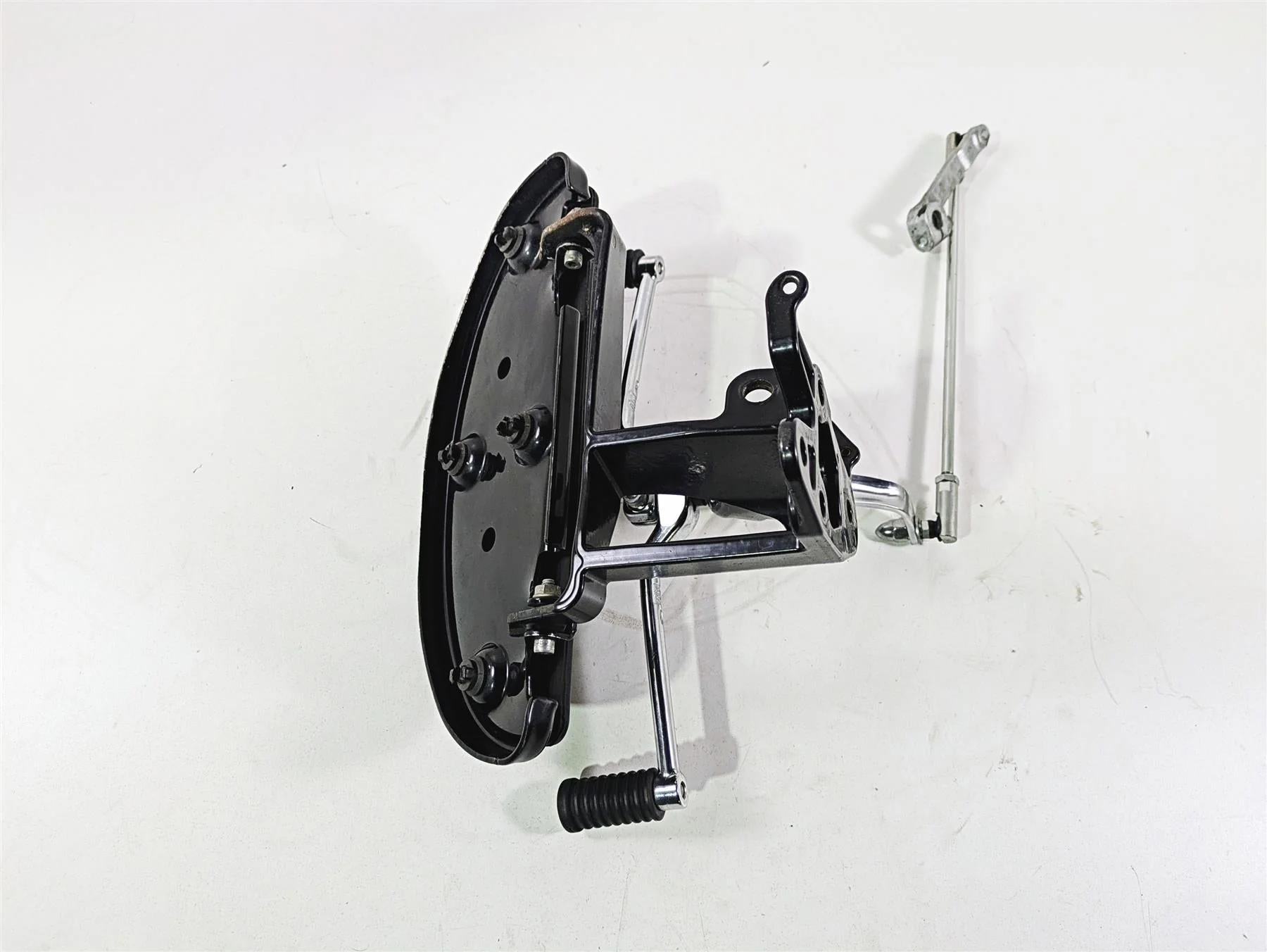 2014 Harley FLS Softail Slim Left Front Floorboard & Shifter 33630-07A 33895-82E - Image 8