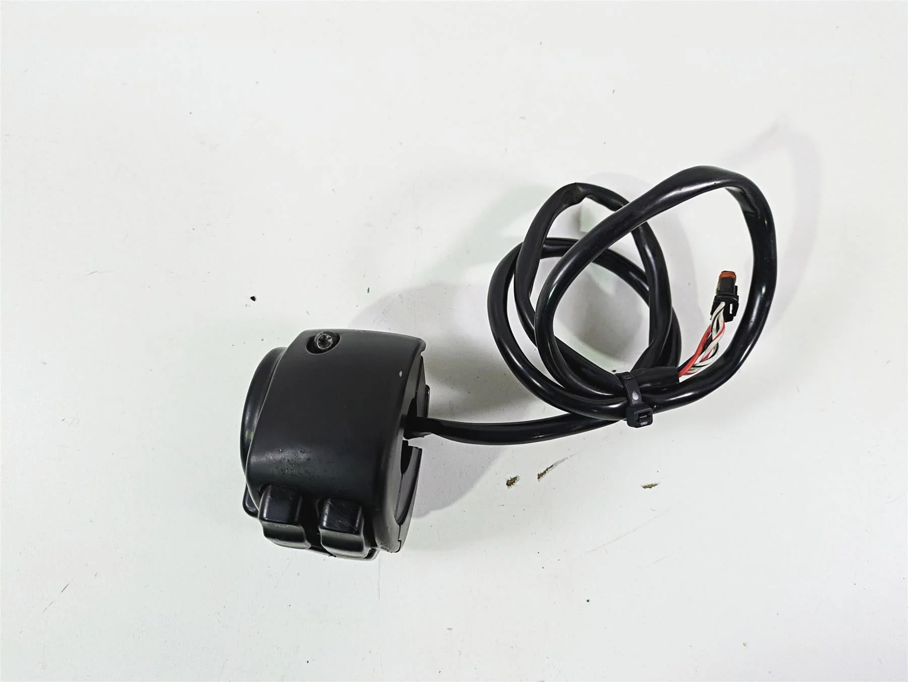2014 Harley FLS Softail Slim Left Hand Control Turn Signal Switch 72949-12A - Image 5