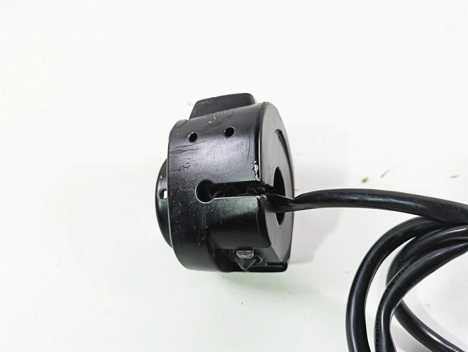 2014 Harley FLS Softail Slim Left Hand Control Turn Signal Switch 72949-12A - Image 9