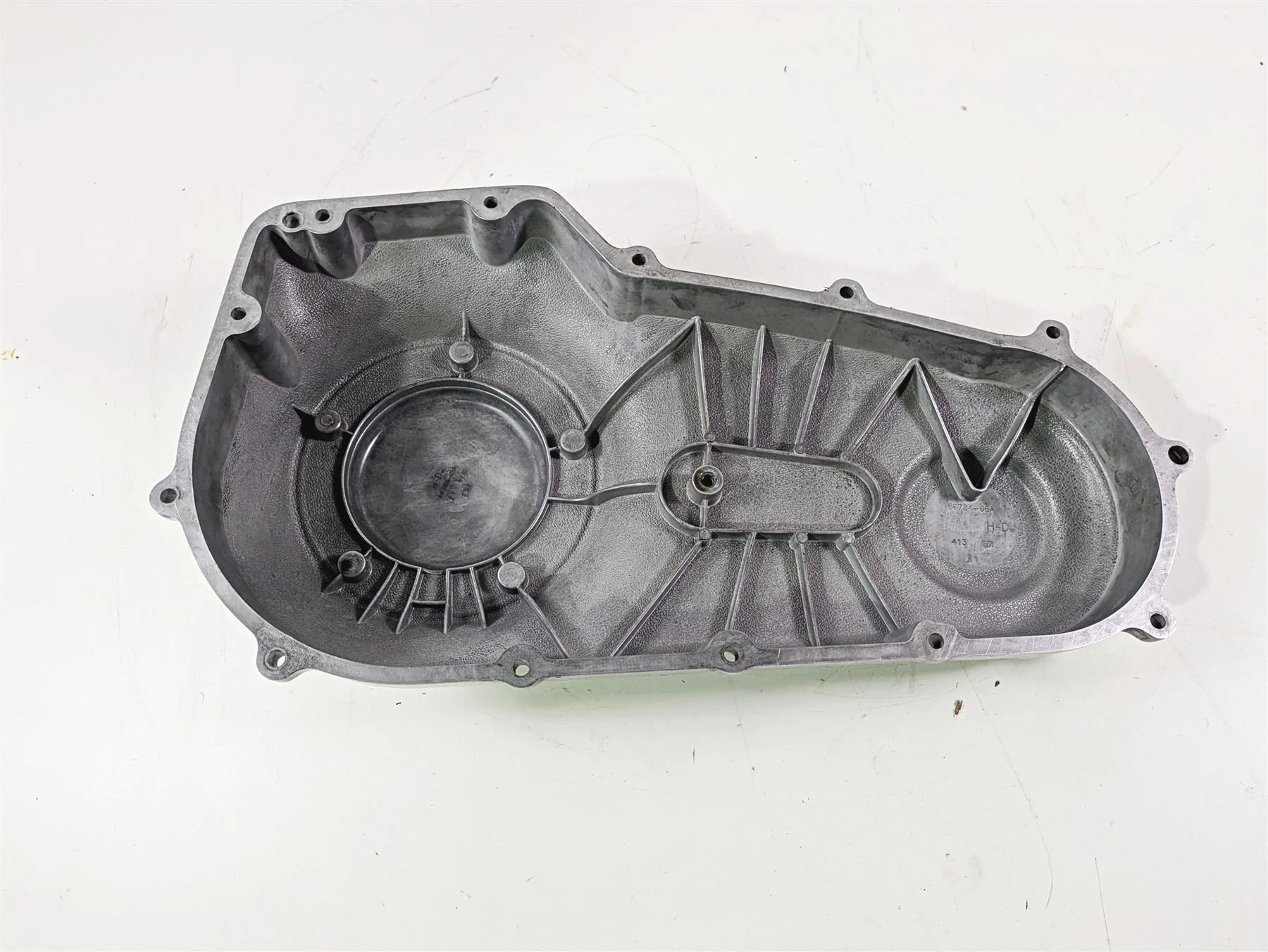 2014 Harley FLS Softail Slim Outer Primary Drive Clutch Cover 60784-06A - Image 9