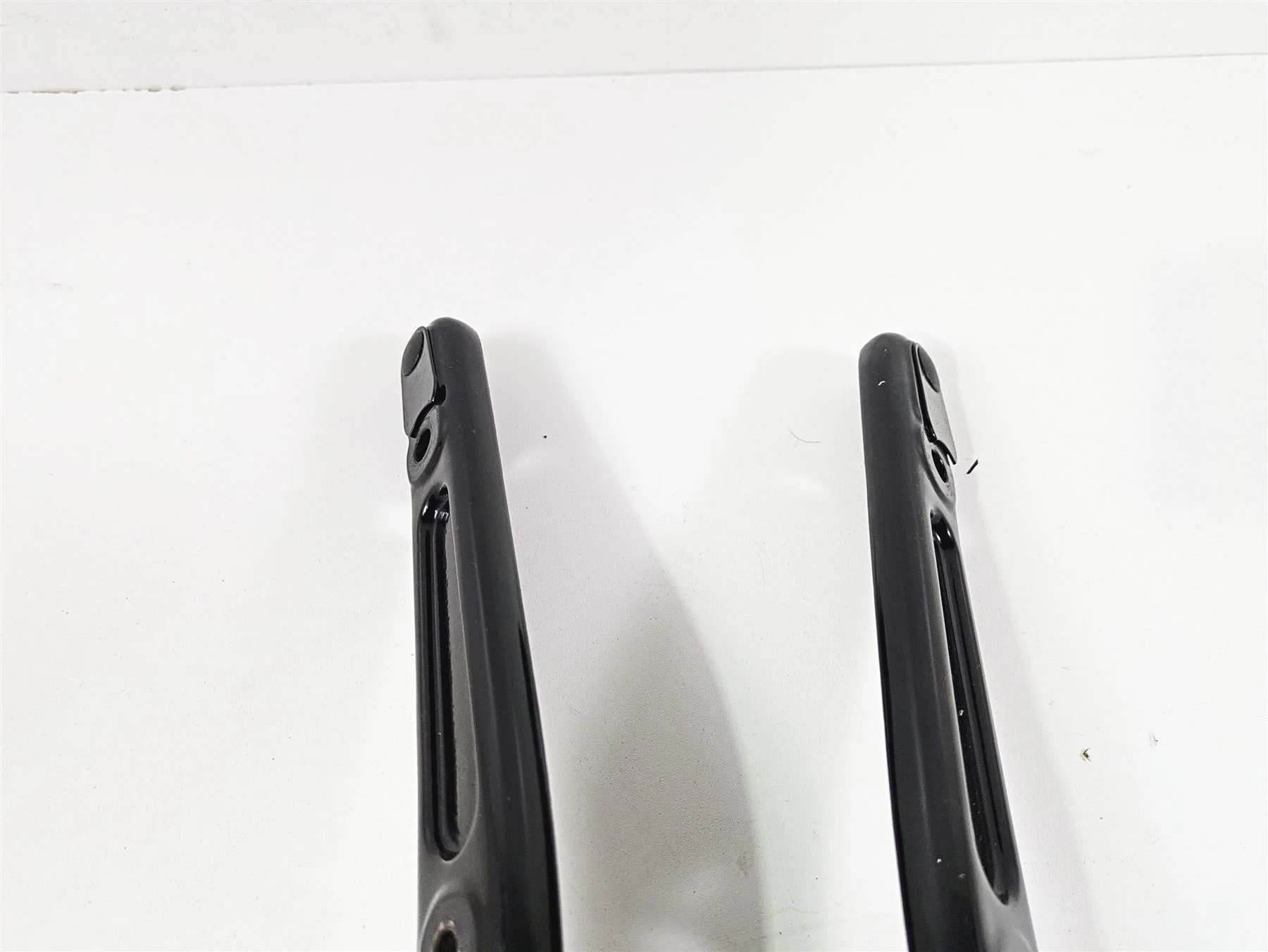 2014 Harley FLS Softail Slim Rear Fender Supports 59904-12BHP 60187-12BHP - Image 7