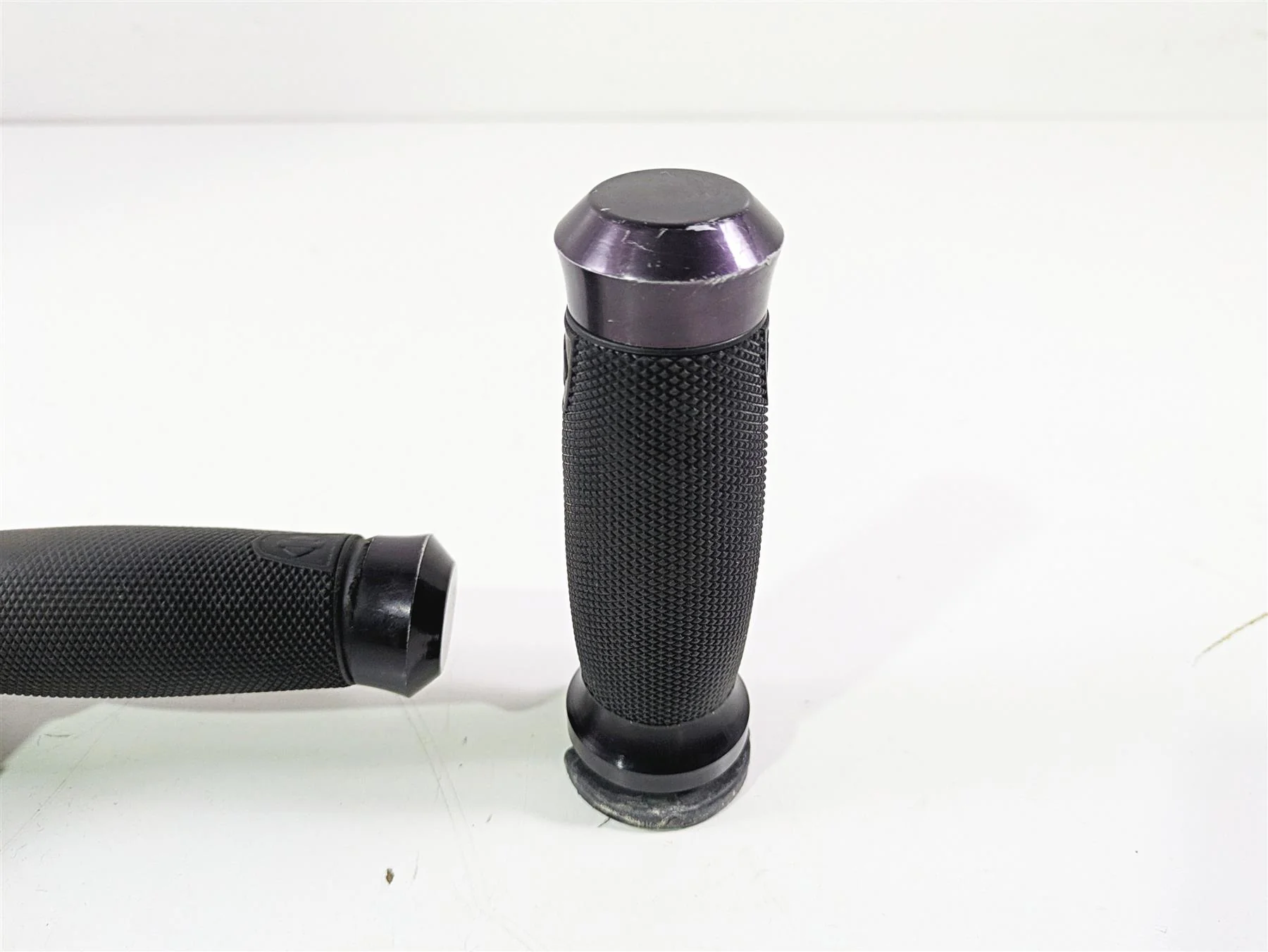 2014 Harley FLS Softail Slim Right Hand Throttle Control Switch 72948-12 - Image 3