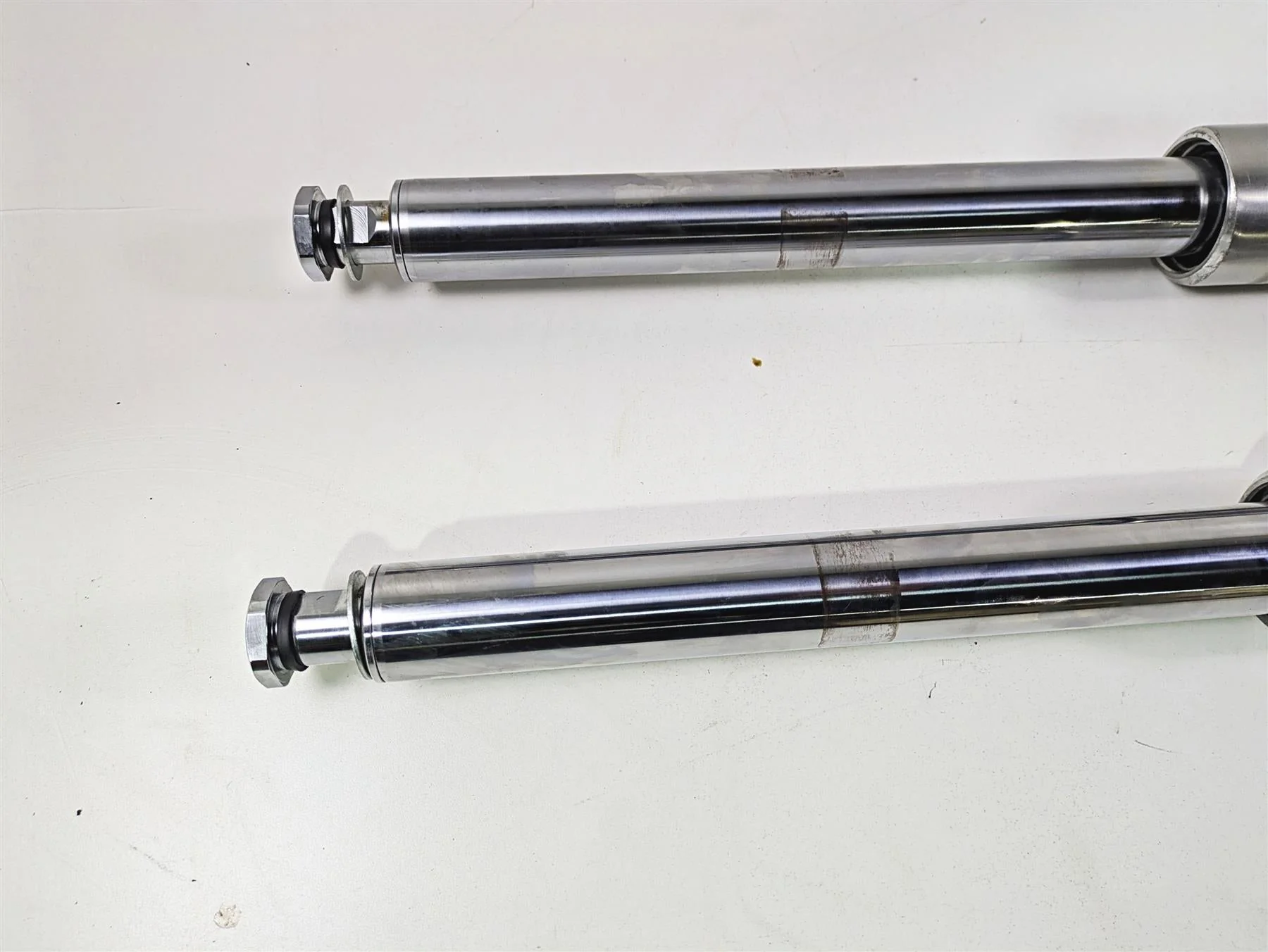 2014 Harley FLS Softail Slim Showa Front Fork Leg Set 45915-08A 45916-07A - Image 10