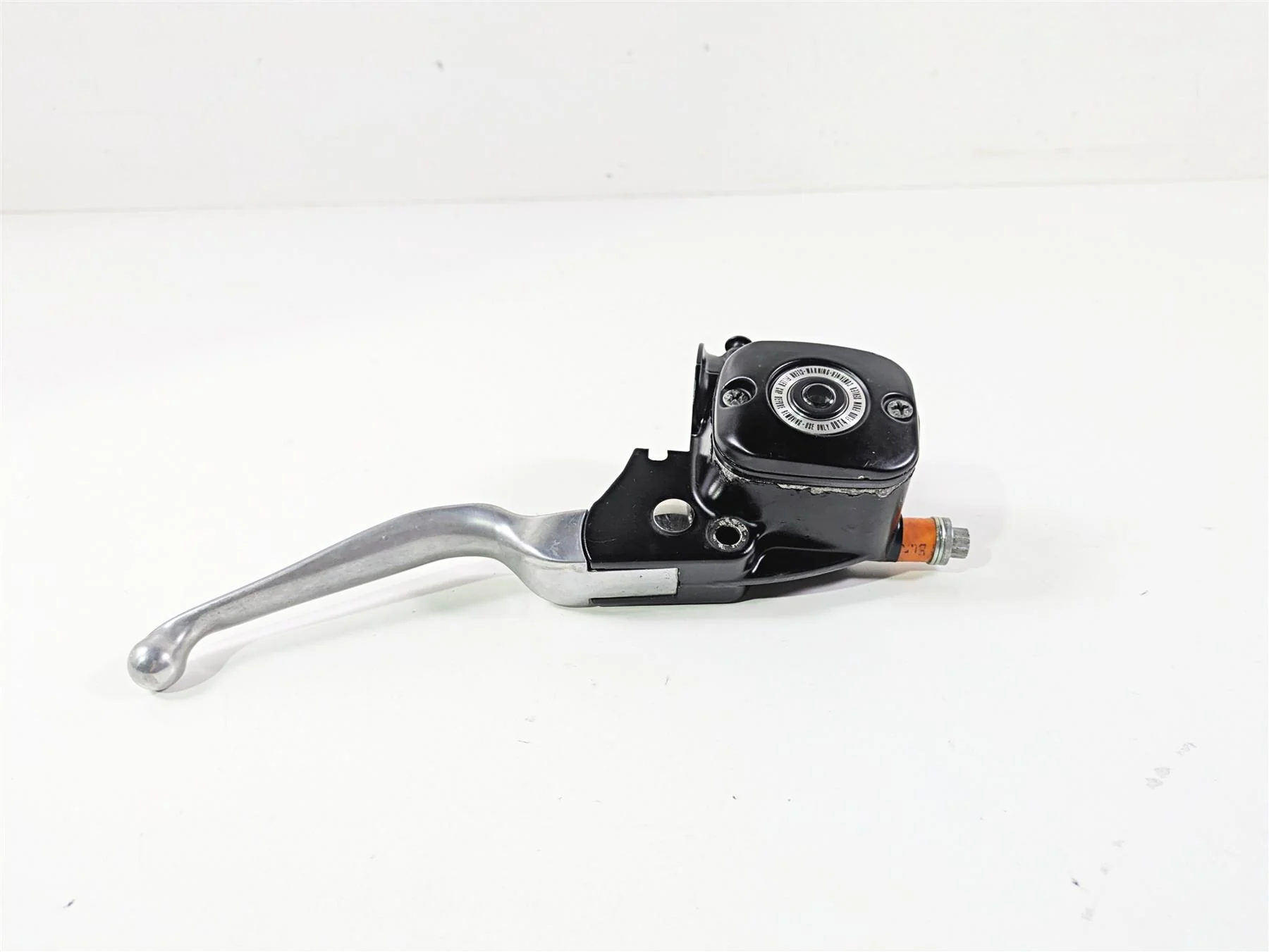 2014 Harley FXDF Dyna Fat Bob Front Brake Master Cylinder 11/16 45170-08F - Image 4