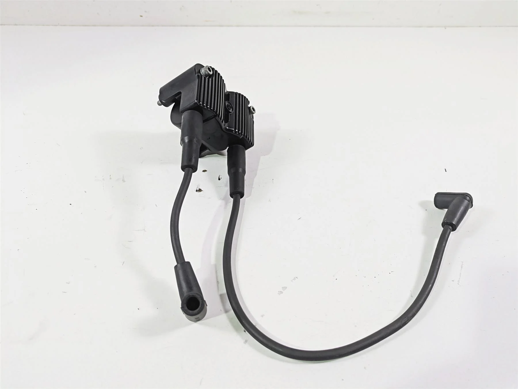 2014 Harley FXDF Dyna Fat Bob Ignition Coil Wires Plugs Set Delphi 31696-07A - Image 3