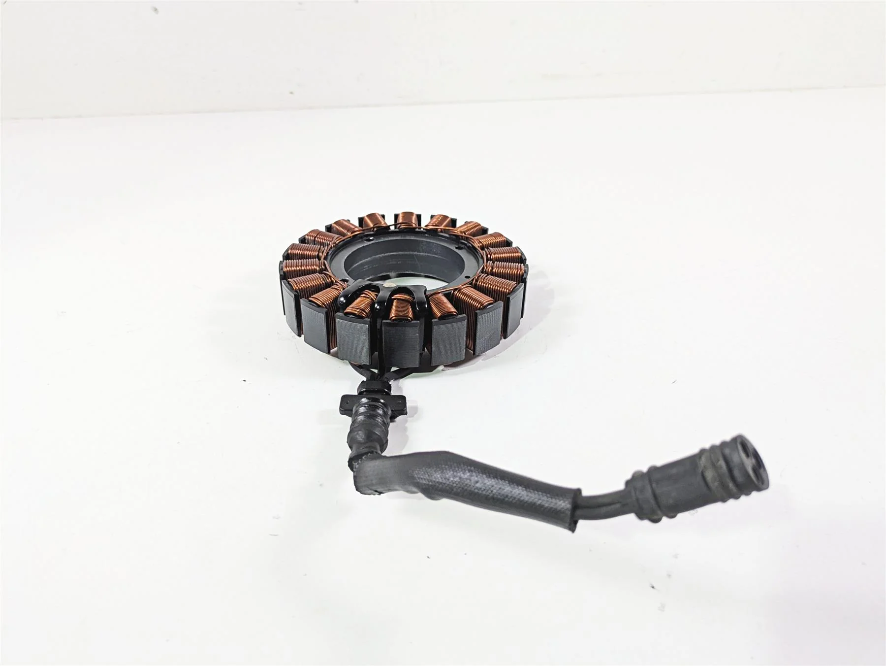 2014 Harley FXDF Dyna Fat Bob Ignition Stator Alternator Generator 30017-08 - Image 3