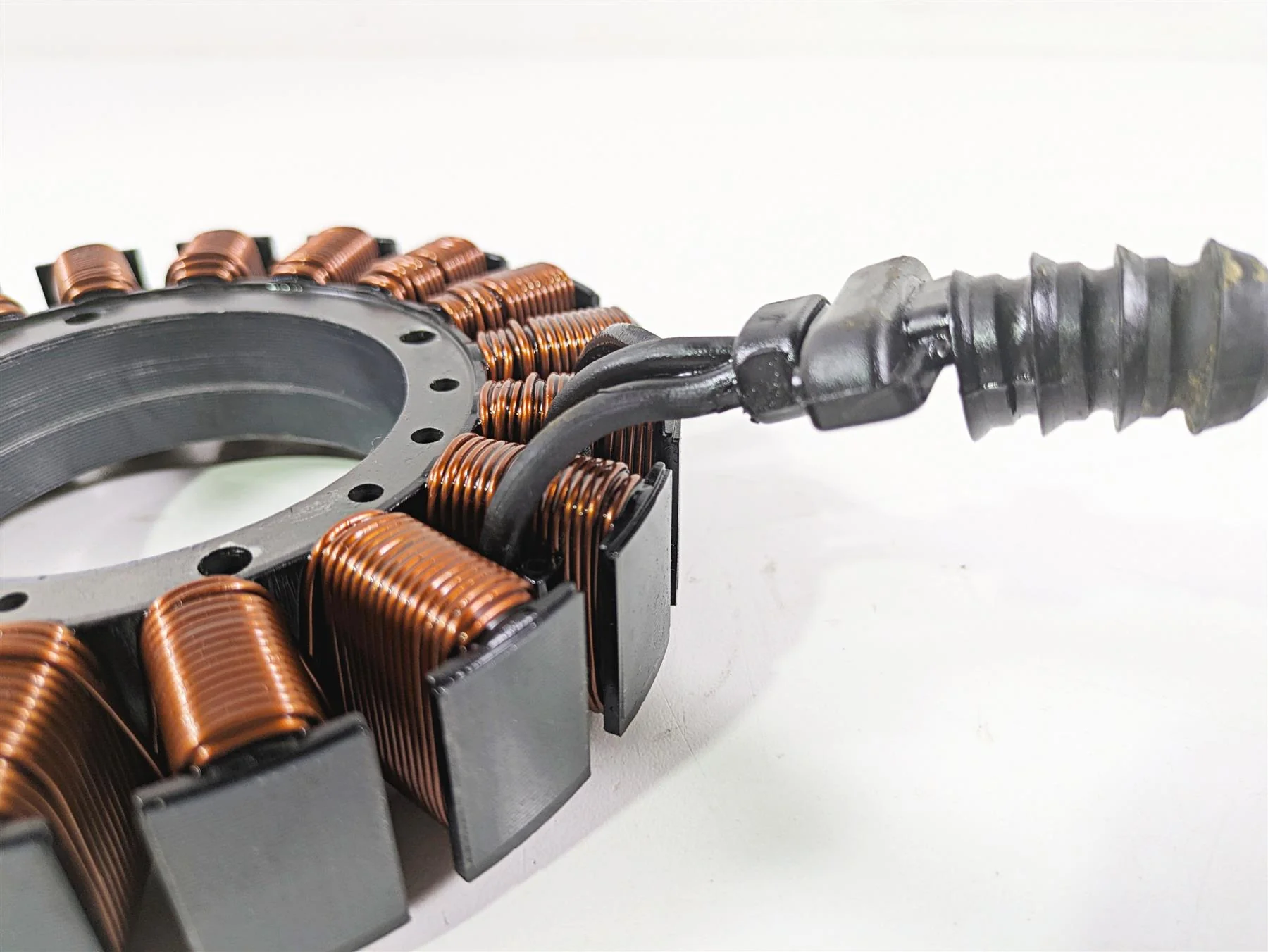 2014 Harley FXDF Dyna Fat Bob Ignition Stator Alternator Generator 30017-08 - Image 7