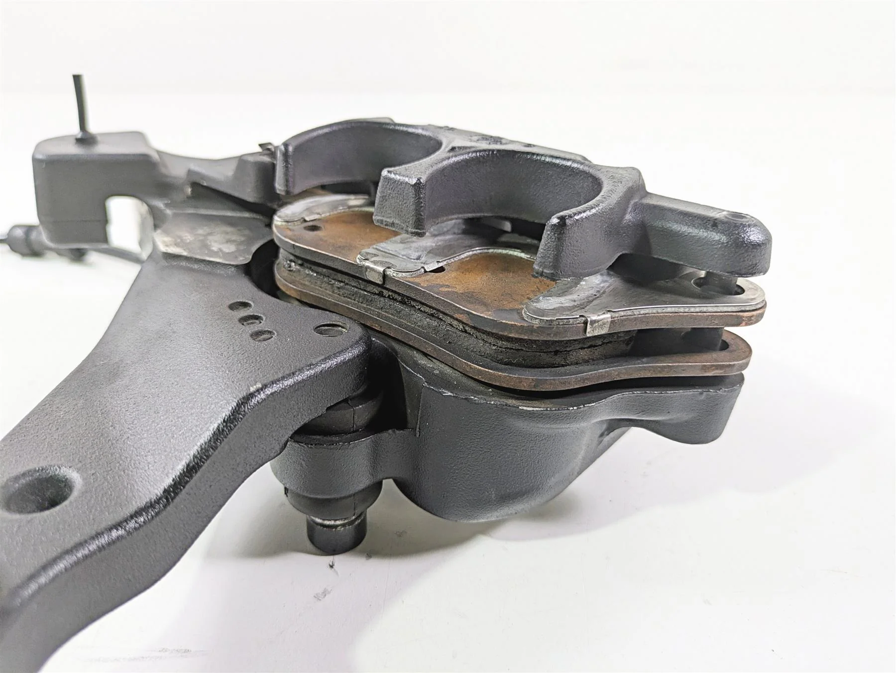 2014 Harley FXDF Dyna Fat Bob Rear Brake Caliper & Bracket 40908-08 - Image 7