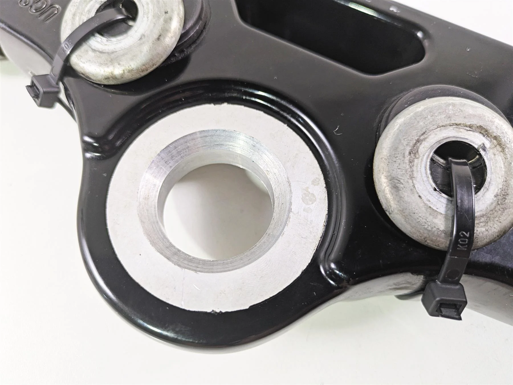 2014 Harley FXDF Dyna Fat Bob Upper Triple Tree Steering Clamp Black 48640-09 - Image 11