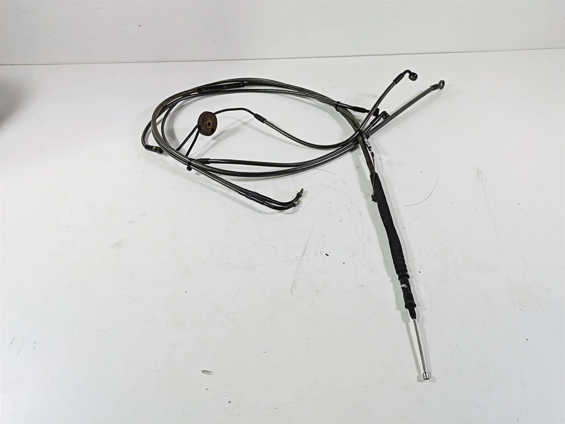 2014 Harley FXDL Dyna Low Rider Aftermarket Long Clutch Cable & Brake Line Set - Image 3