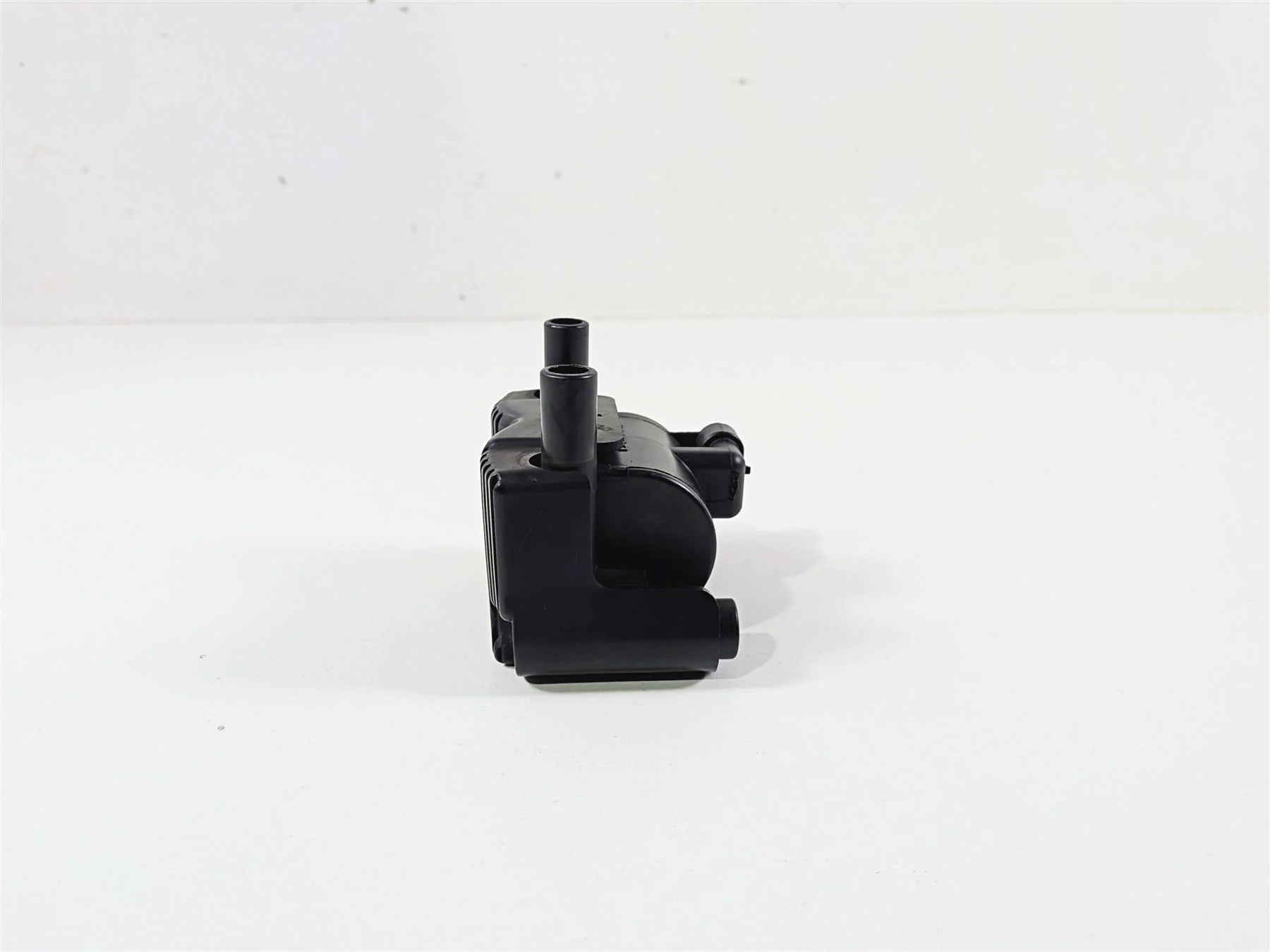 2014 Harley FXDL Dyna Low Rider Delphi Ignition Coil 31696-07A - Image 2