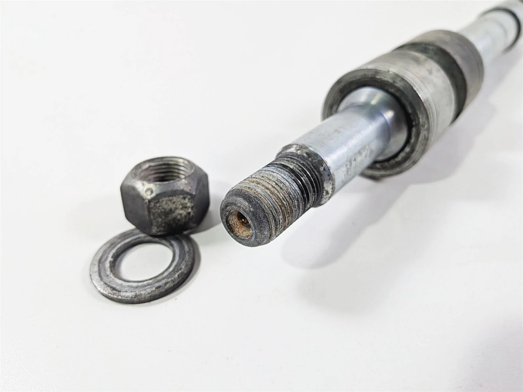 2014 Harley FXDL Dyna Low Rider Front Axle Wheel Spindle 25mm 41628-08 - Image 7