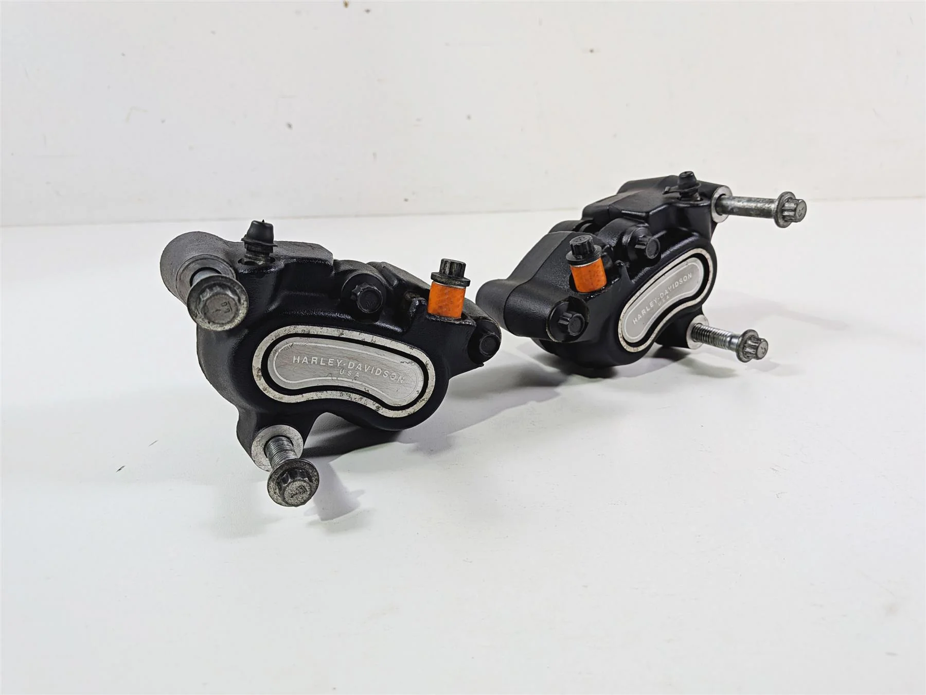 2014 Harley FXDL Dyna Low Rider Front Brake Caliper Set 41300001 41300002 - Image 12