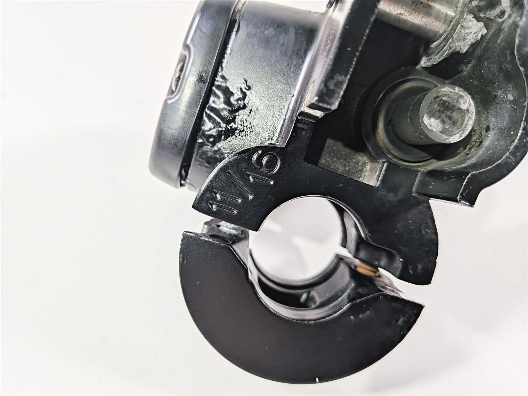 2014 Harley FXDL Dyna Low Rider Front Brake Master Cylinder 11/16" Read 45170-08 - Image 7