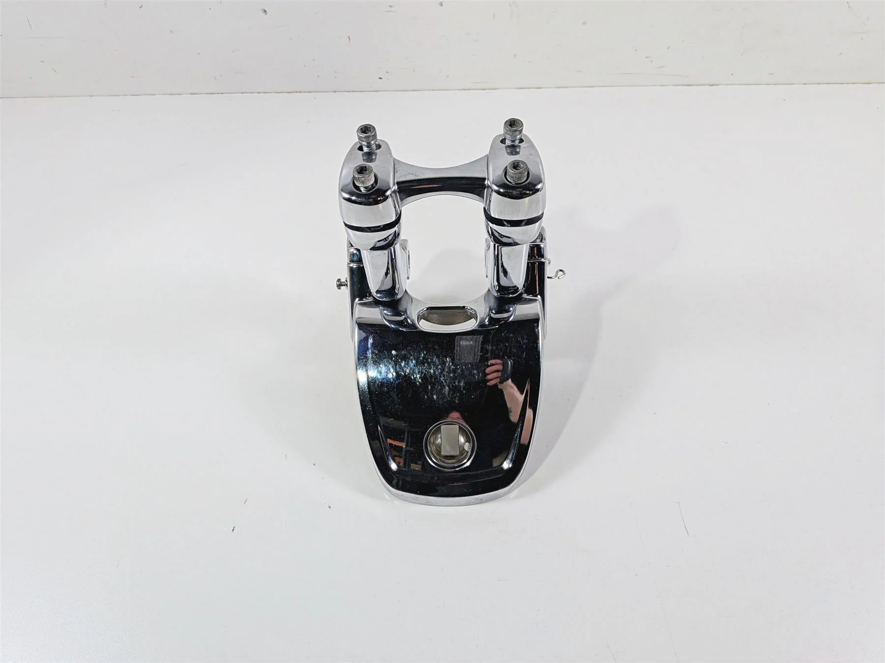 2014 Harley FXDL Dyna Low Rider Handlebar Riser Holder Set 55900064 55900062 - Image 2