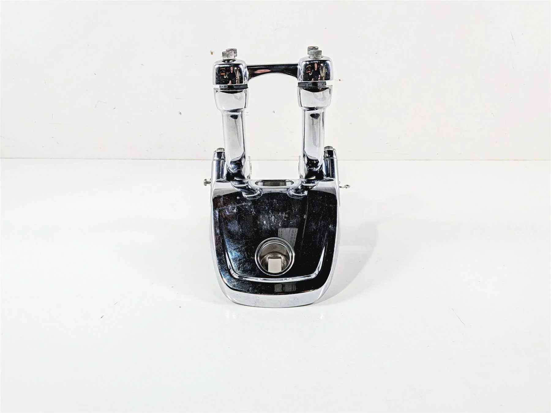 2014 Harley FXDL Dyna Low Rider Handlebar Riser Holder Set 55900064 55900062 - Image 3