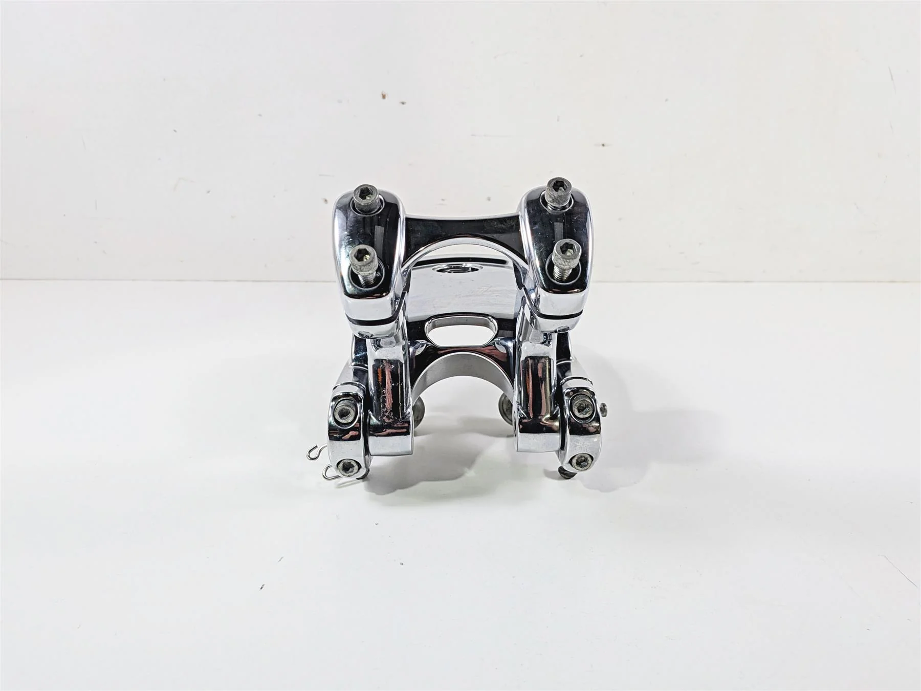 2014 Harley FXDL Dyna Low Rider Handlebar Riser Holder Set 55900064 55900062 - Image 5