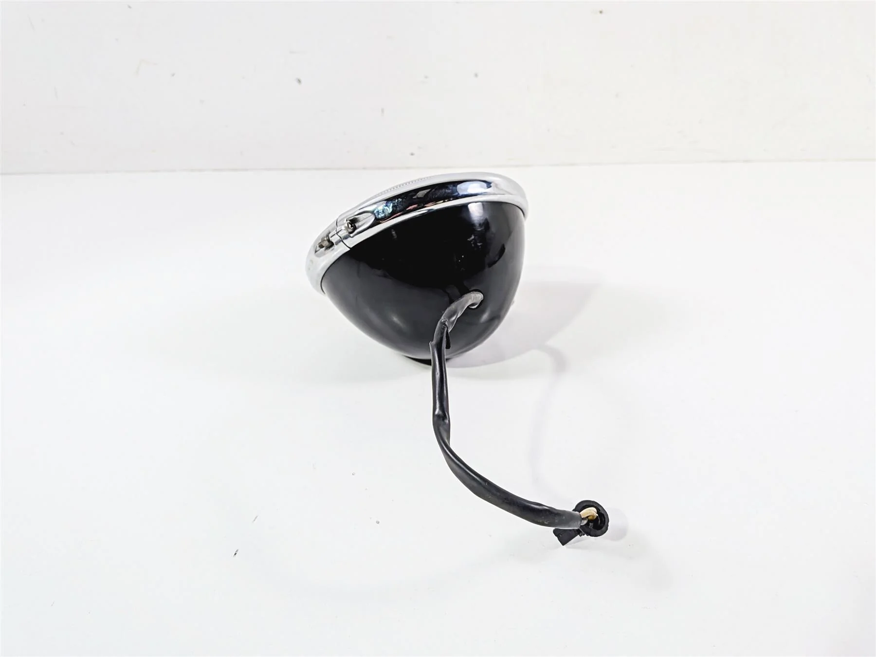 2014 Harley FXDL Dyna Low Rider Head Light Lamp Headlight & Mount 69774-07A - Image 4
