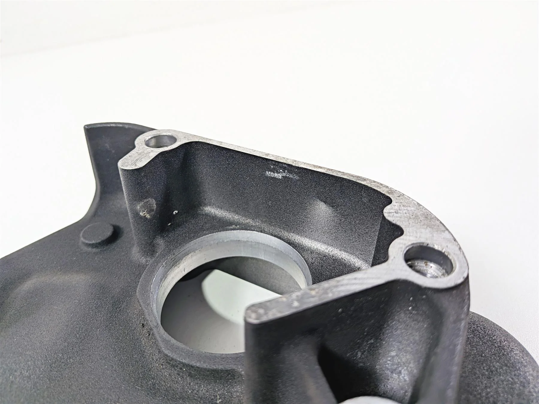 2014 Harley FXDL Dyna Low Rider Inner Primary Drive Clutch Cover Mid 60681-06C - Image 12
