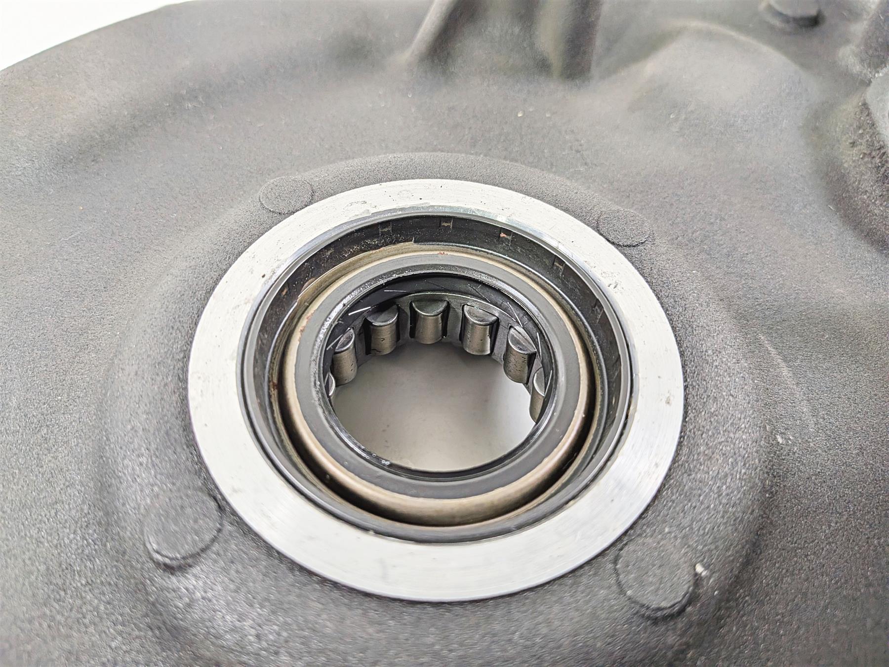 2014 Harley FXDL Dyna Low Rider Inner Primary Drive Clutch Cover Mid 60681-06C - Image 6