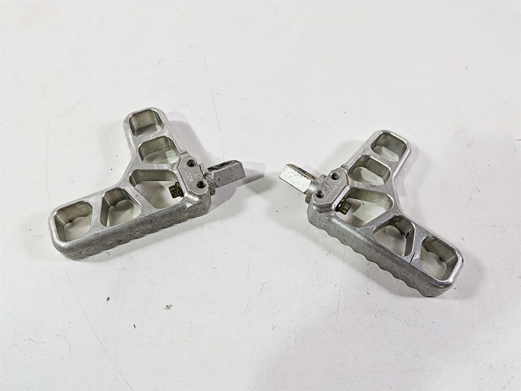 2014 Harley FXDL Dyna Low Rider Joker Machine Serrated Heel Footpegs 08-62-1 - Image 8