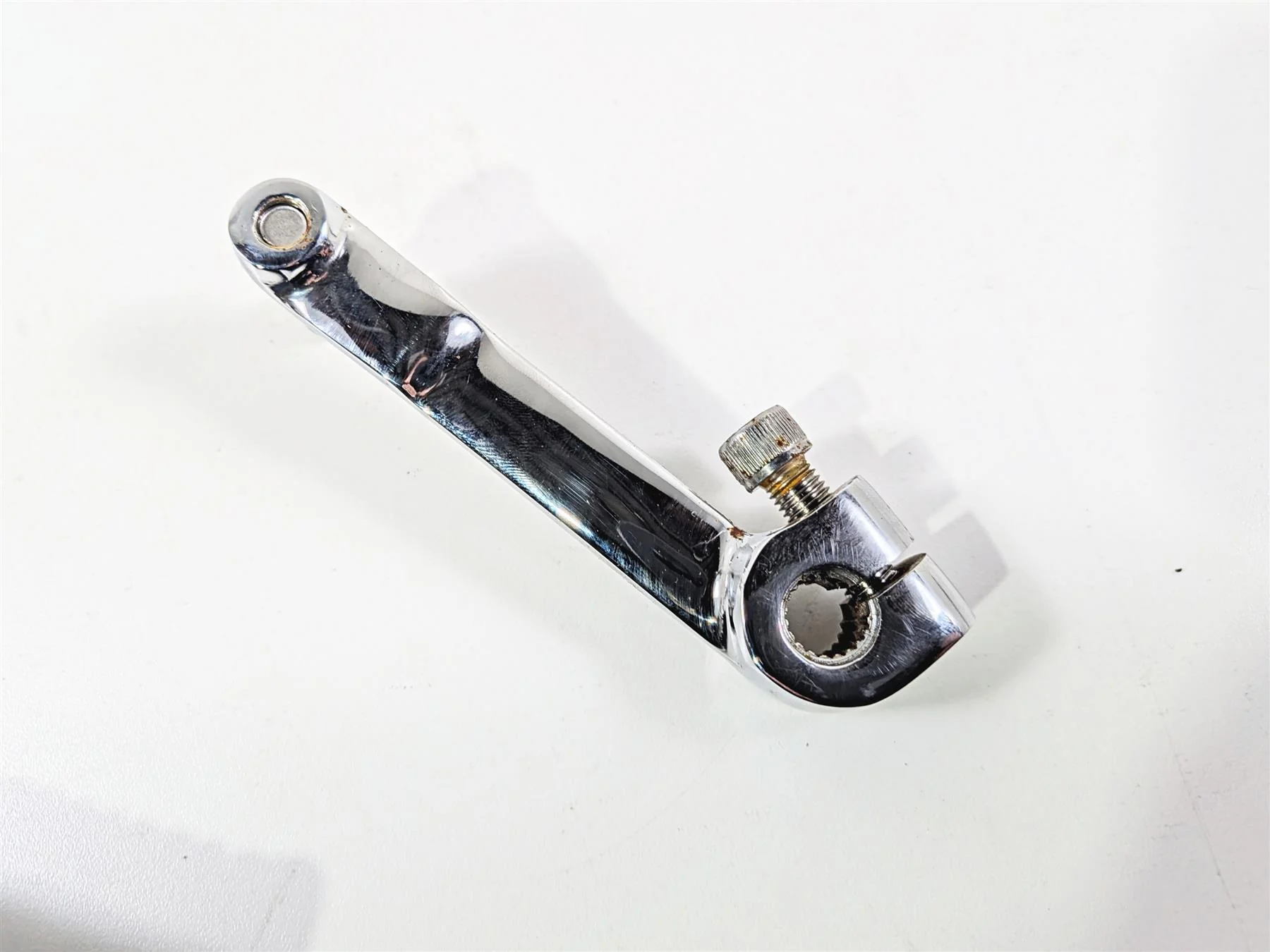 2014 Harley FXDL Dyna Low Rider Left Rider Mid Footpeg & Shifter 50500279 - Image 6