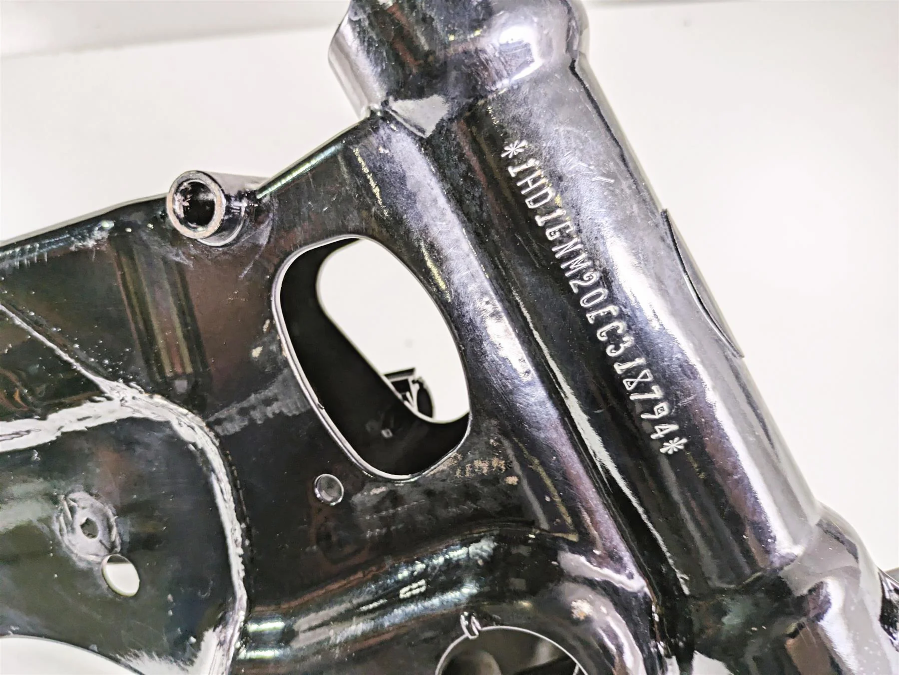2014 Harley FXDL Dyna Low Rider Main Frame Chassis 29 Degree With Clean California Title - Read 47745-06B - Image 2