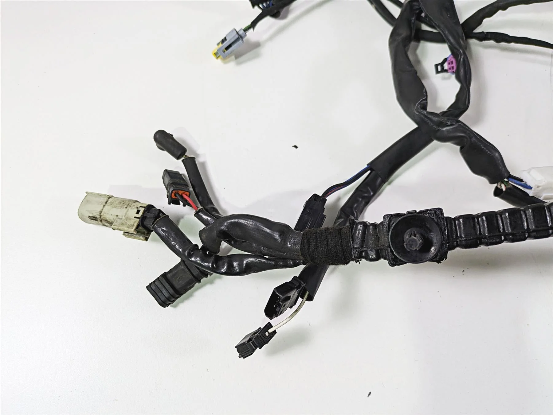 2014 Harley FXDL Dyna Low Rider Main Main Wiring Harness Loom - No Abs 71072-12A - Image 6