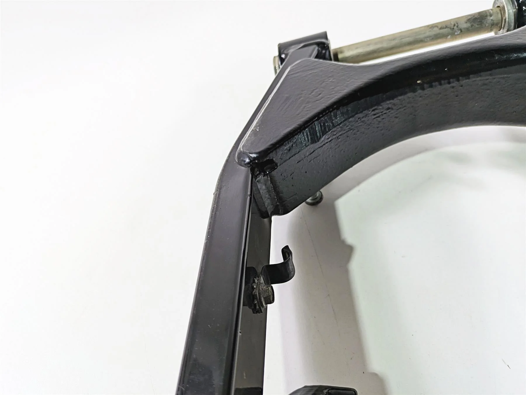 2014 Harley FXDL Dyna Low Rider Rear Swingarm & Belt Guards 47820-10 - Image 8