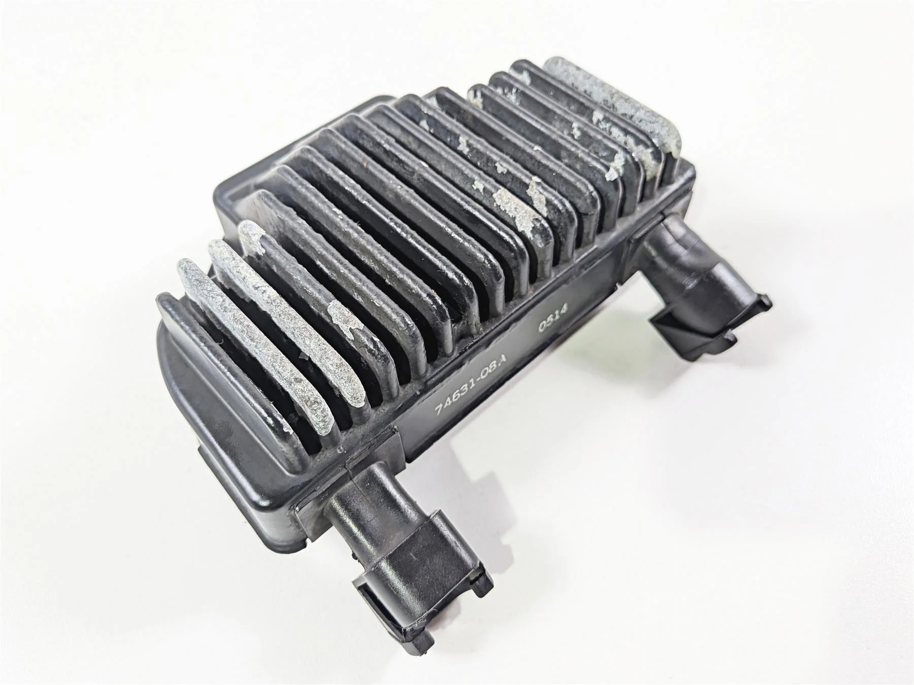 2014 Harley FXDL Dyna Low Rider Rectifier Voltage Regulator 74631-08A - Image 11